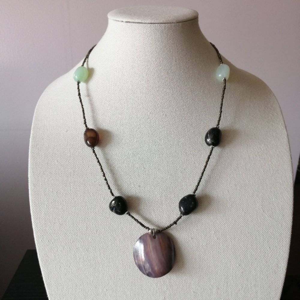 Artisan Semi-precious Stones MOP Pendant Seed Beads Necklace